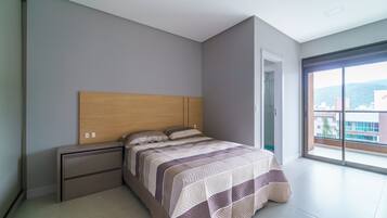 Apartamento tradicional | 3 quartos, individualmente decorados, individualmente mobiliados