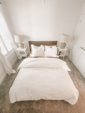 3 Schlafzimmer, BĂŒgeleisen/BĂŒgelbrett, WLAN, BettwĂ€sche