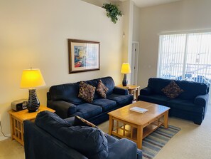 Smart TV, videogames, mesa de pingue-pongue