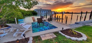 Outdoor dining - Coastal Capri Paradise (Naples)