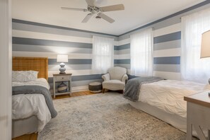 5 Schlafzimmer, Bügeleisen/Bügelbrett, kostenloses WLAN