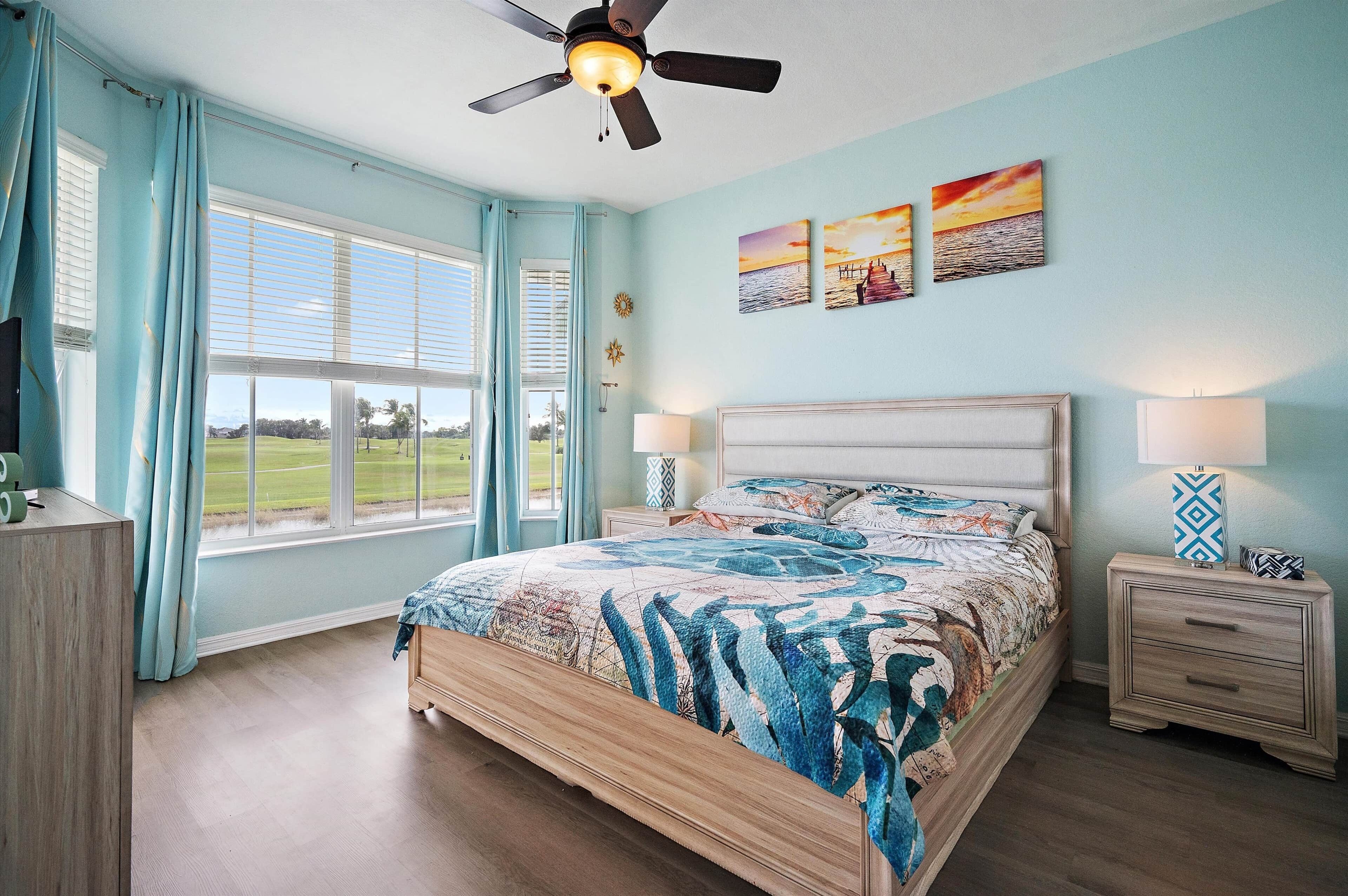 2 室のベッドルーム、デスク、防音設備、アイロン / アイロン台