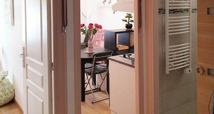 AC, central location, 6 pers, 15 min from the sea
