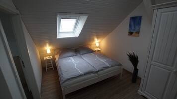 1 bedroom, travel crib, free WiFi, bed sheets