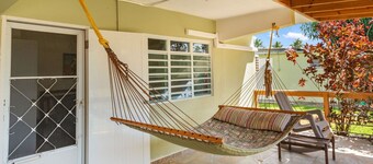 Unit facing Steps Beach and with close beach access