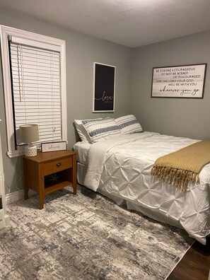 1 bedroom, WiFi, bed sheets