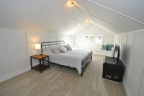 4 Schlafzimmer, Zimmersafe, Bügeleisen/Bügelbrett, kostenloses WLAN