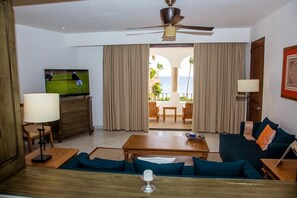 TV, books - Golfers paradise in Presidential Suite (San José del Cabo)