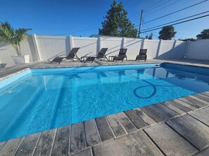 Outdoor pool, a heated pool