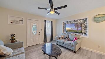 Smart TV y futbolito