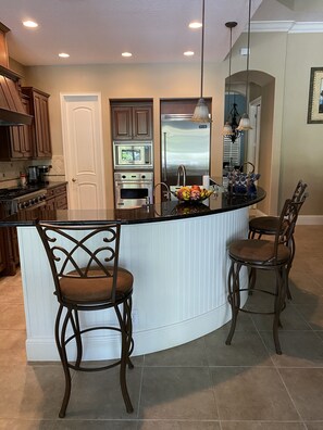 Fridge, microwave, oven, stovetop - Entire private house (Sarasota)