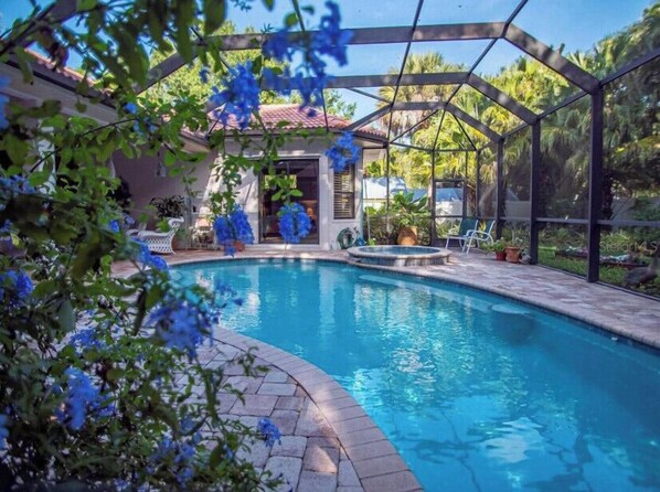 Indoor pool, outdoor pool