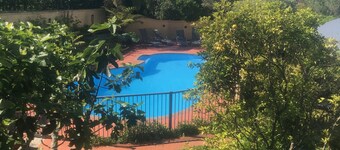 Kereru Cottage- private self contained holiday cottage - Swimming Pool