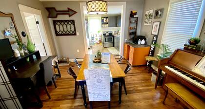 Pet Friendly Small House in the Heart of Paducah