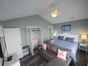5 bedrooms, iron/ironing board, free WiFi, bed sheets