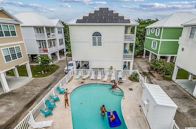 Experience Seaside Living Near the Myrtle Beach Boardwalk