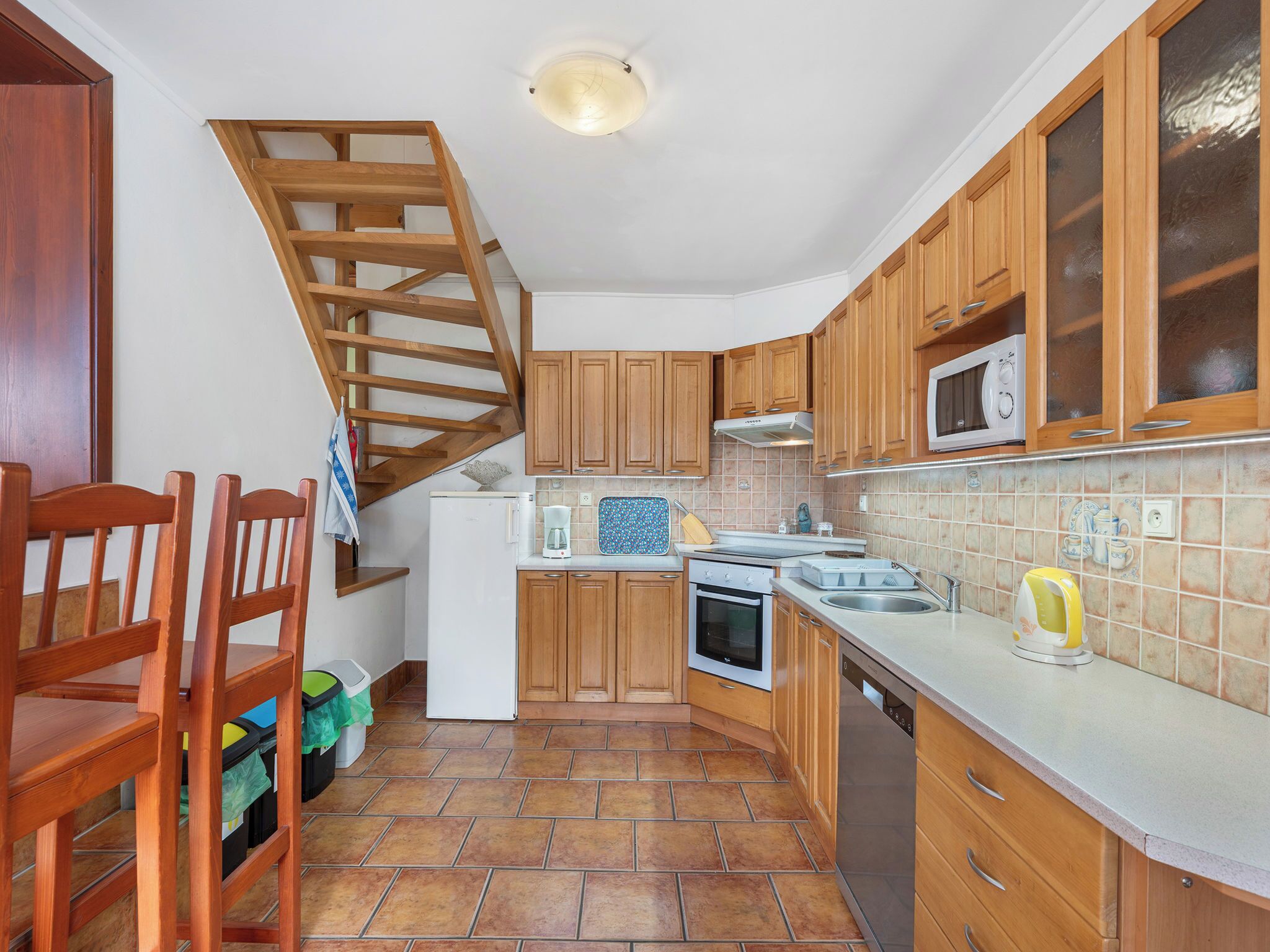 Køleskab, mikrobølgeovn, ovn, opvaskemaskine