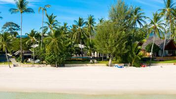 Private beach, white sand, beach massages