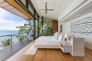 5 bedrooms, in-room safe, desk, free WiFi