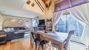 Smart TV, fireplace, video library