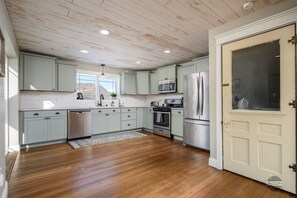 Fridge, microwave, oven, stovetop - Revival Acres: Historic Farmhouse on 5 Acres w/Stunning Mountain Views (Palmer)