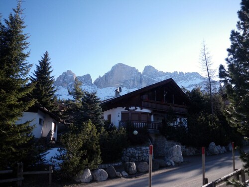 Chalet in Carezza al Lago