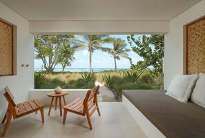 Beachfront Suite | Beach/ocean view