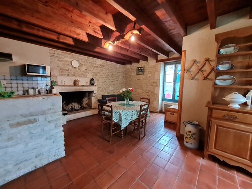 Charming 1900s House in Marais Poitevin with Garden, Terrace, and Fishing Access