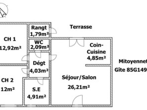 A hotel layout with two bedrooms (CH 1 and CH 2), a WC, a kitchen, a dining area, a sitting area, and a terrace.