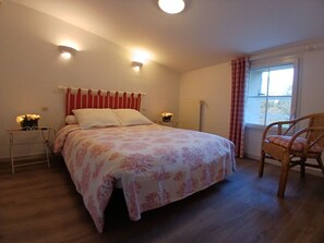 2 bedrooms, free WiFi