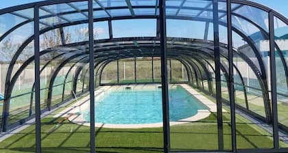 Charmantes Ferienhaus mit Spa und Pool im Herzen des Marais Breton