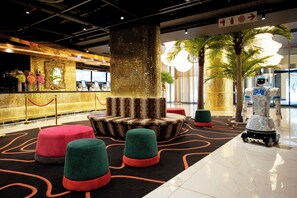 Sala de estar en el lobby