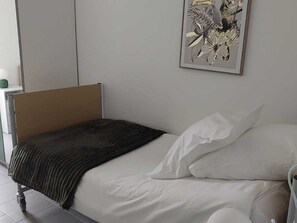 2 bedrooms, free WiFi