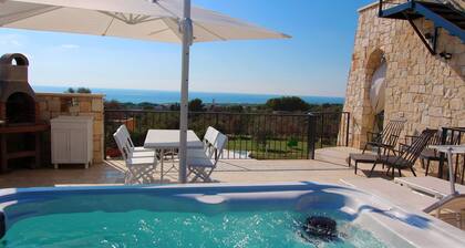 Sea view villa with garden and private hot tub 241