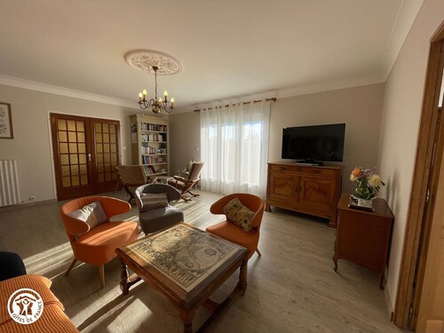 Maison rénovée avec grand jardin, proche des Sables-d'Olonne, 4 chambres, terrasse et Wifi