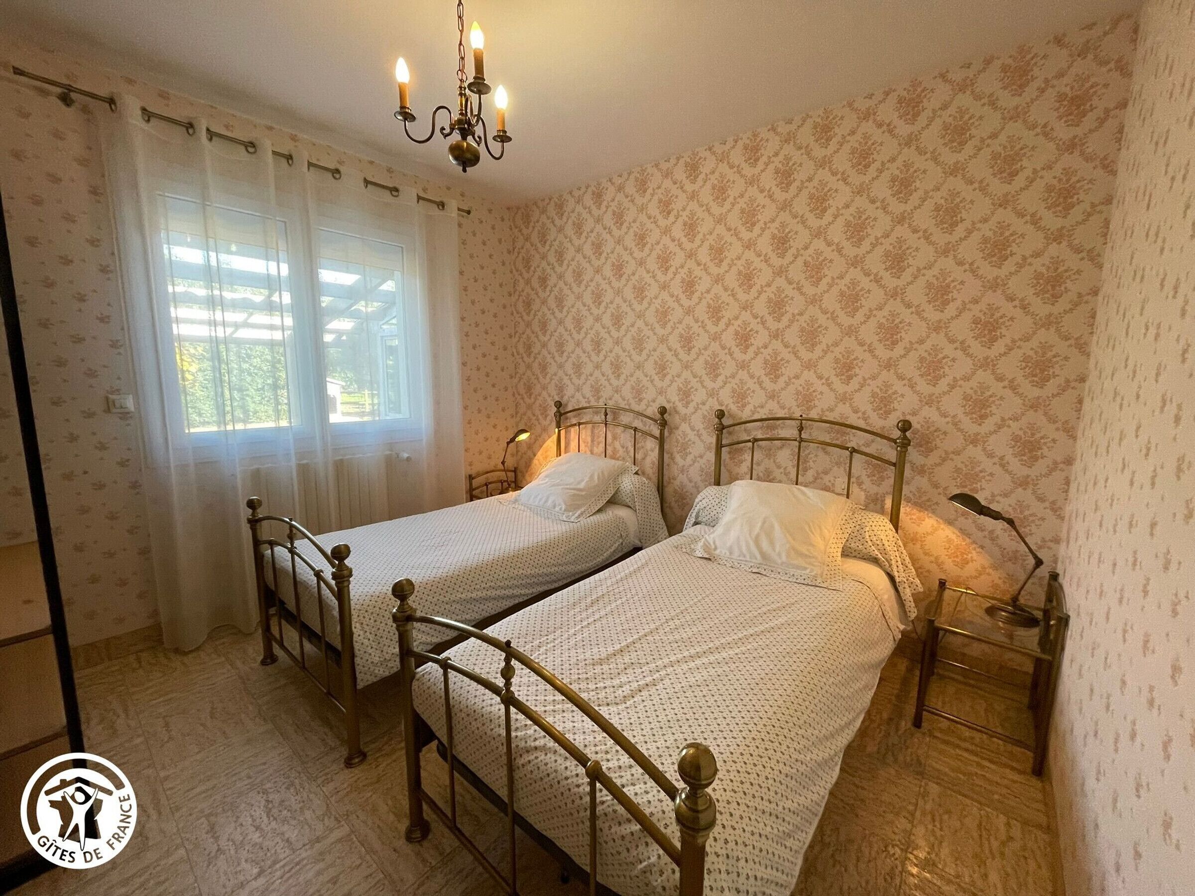 4 bedrooms, free WiFi, bed sheets