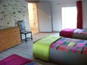 4 Schlafzimmer, kostenloses WLAN, Bettwäsche
