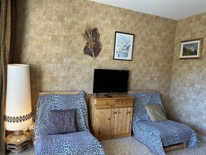 Interior - Cozy Studio for 4 in Montgenèvre – Balcony, Ski Locker, Close to Slopes & Shops (Montgenèvre)