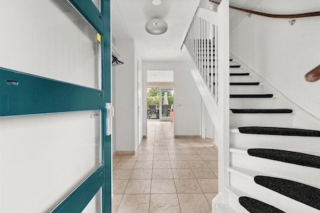 Interior. HVZ Narcis 10p - Four Bedroom Resort, Sleeps 10
