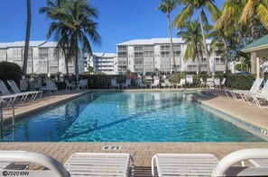 Huoneisto, 3 makuuhuonetta | Uima-allas