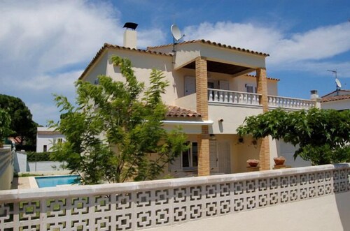 PRIVATE Villa with Pool/WIFI/PARKING - Villa Alba, Villa Alba In L'Escala - $ Bedrooms, Pool, WIFI