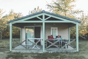 Outdoor dining - Les Hameaux de Miel 3p4p (Beynat)