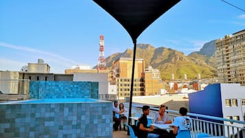室外游泳池