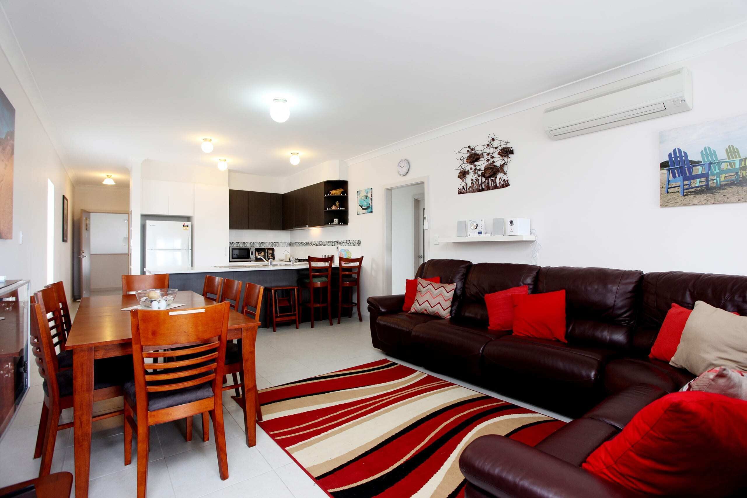 Upstairs 13 Elliot Avenue Hayborough — image 7