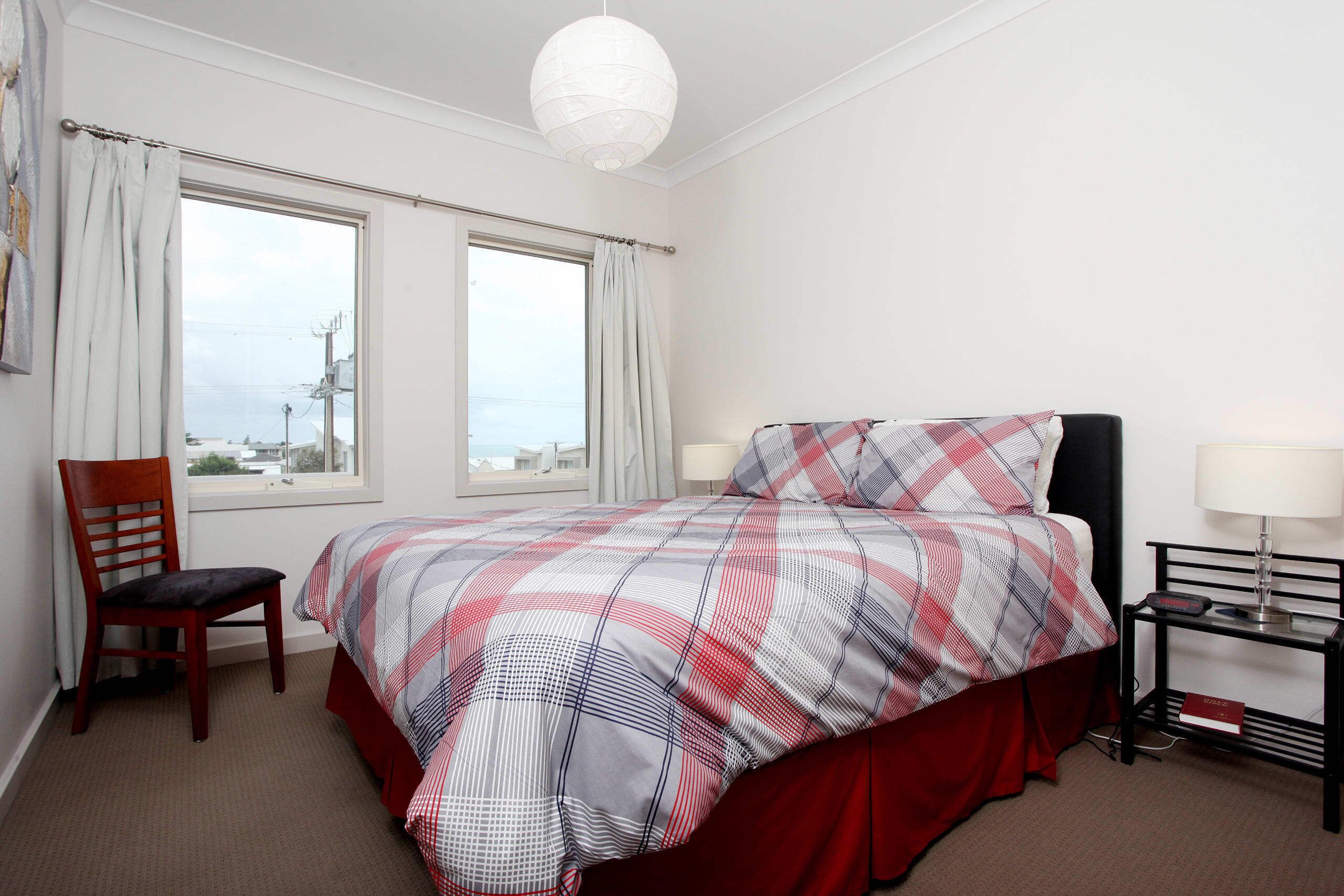 Upstairs 13 Elliot Avenue Hayborough — image 3