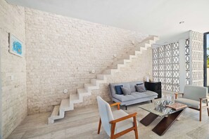 TV, Netflix, streaming services, offices - Exclusive Beachfront Escape | Modern Design, Pool & Fast WiFi (San Crisanto)