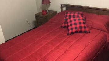 2 quartos, ferros/tábuas de passar roupa, Wi-Fi de cortesia