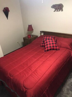 2 間睡房、熨斗/熨衫板、免費 Wi-Fi、床單