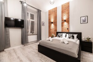 Standard-Apartment | 1 Schlafzimmer, BĂŒgeleisen/BĂŒgelbrett, kostenloses WLAN, BettwĂ€sche