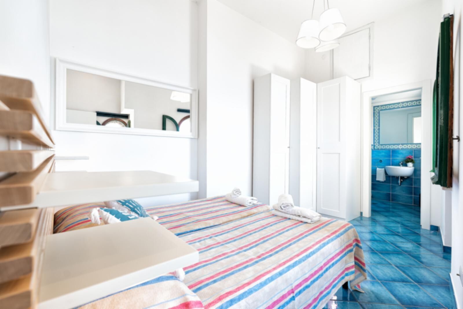 2 bedrooms, WiFi, bed sheets